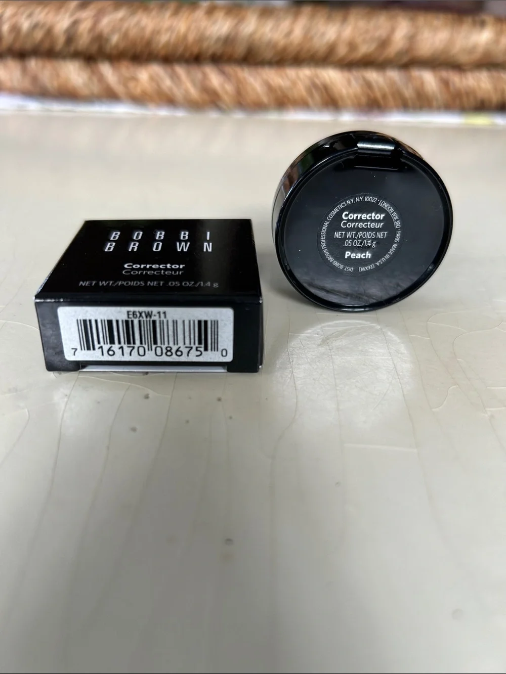New Bobbi Brown Corrector Peach 0.05 OZ